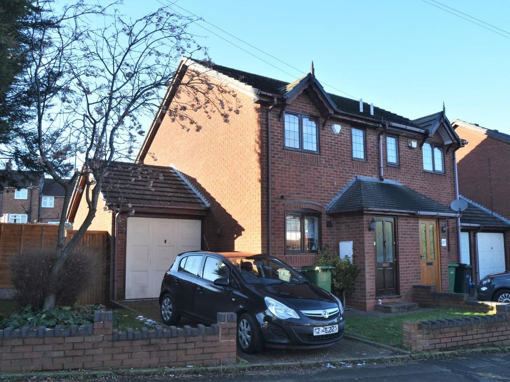 2 bed semidetached house for sale in Bath Street, Sedgley DY3 Zoopla