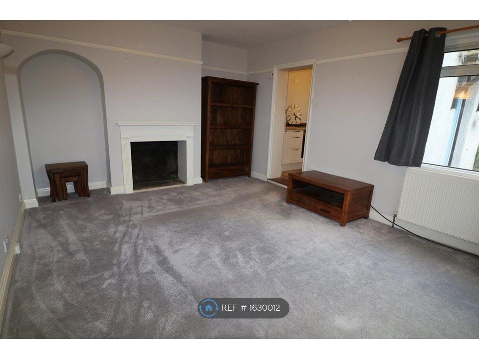 2 bed semidetached house to rent in Sunnybank, Warlingham CR6 Zoopla