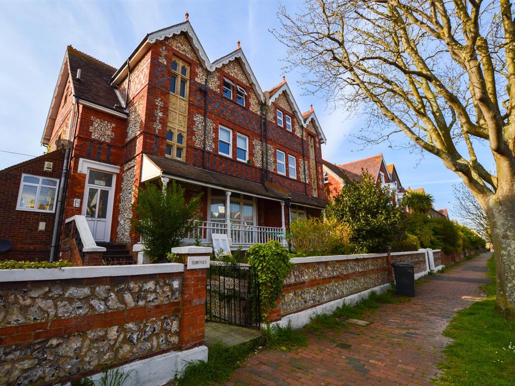 2 bed flat to rent in Enys Road, Eastbourne BN21 Zoopla