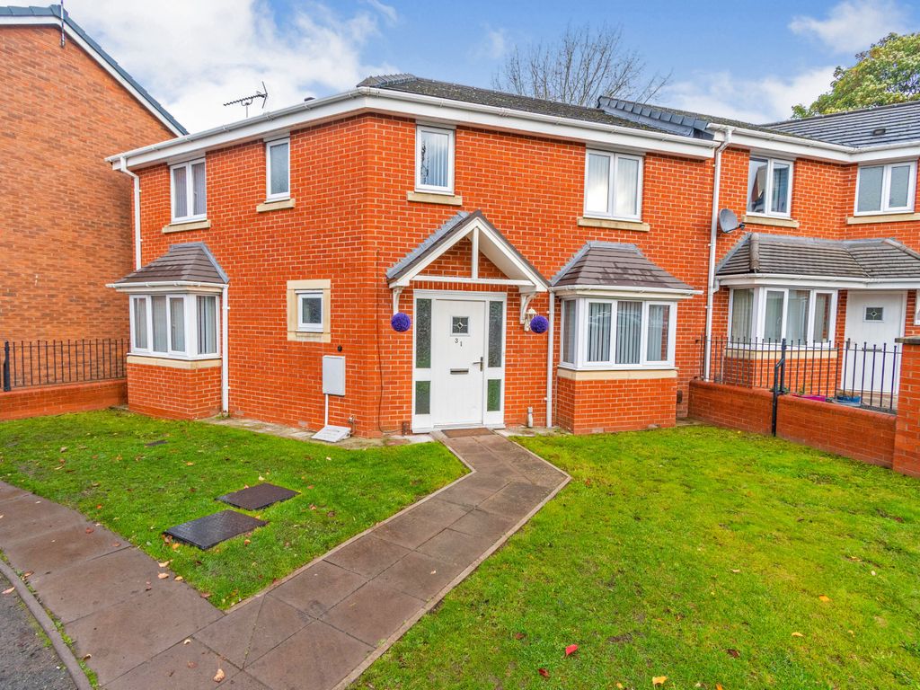 4 bed end terrace house for sale in Stanley Road, Wolverhampton WV10