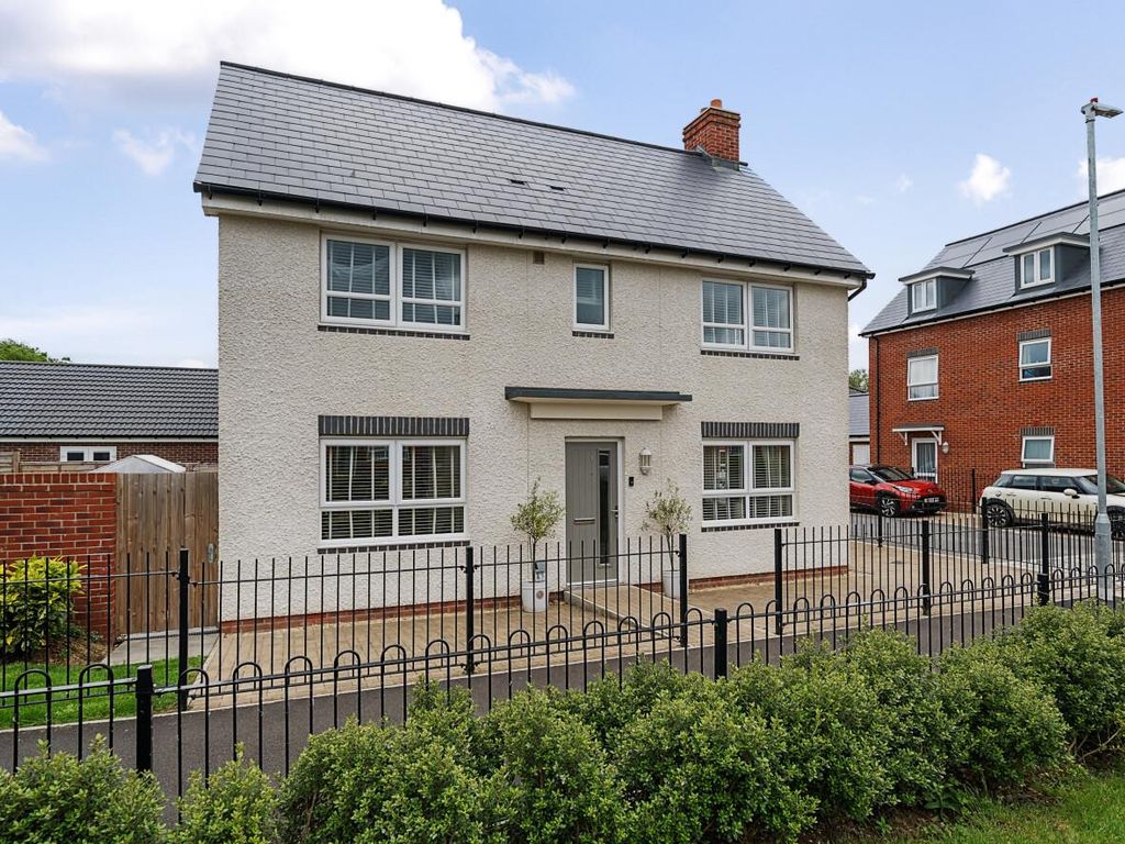 3 bed detached house for sale in Midland View, Charfield, WottonUnderEdge GL12, £395,000 Zoopla