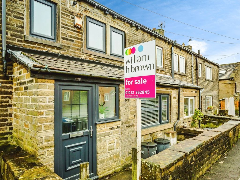 2 bed terraced house for sale in Keighley Road, Halifax HX2, £150,000
