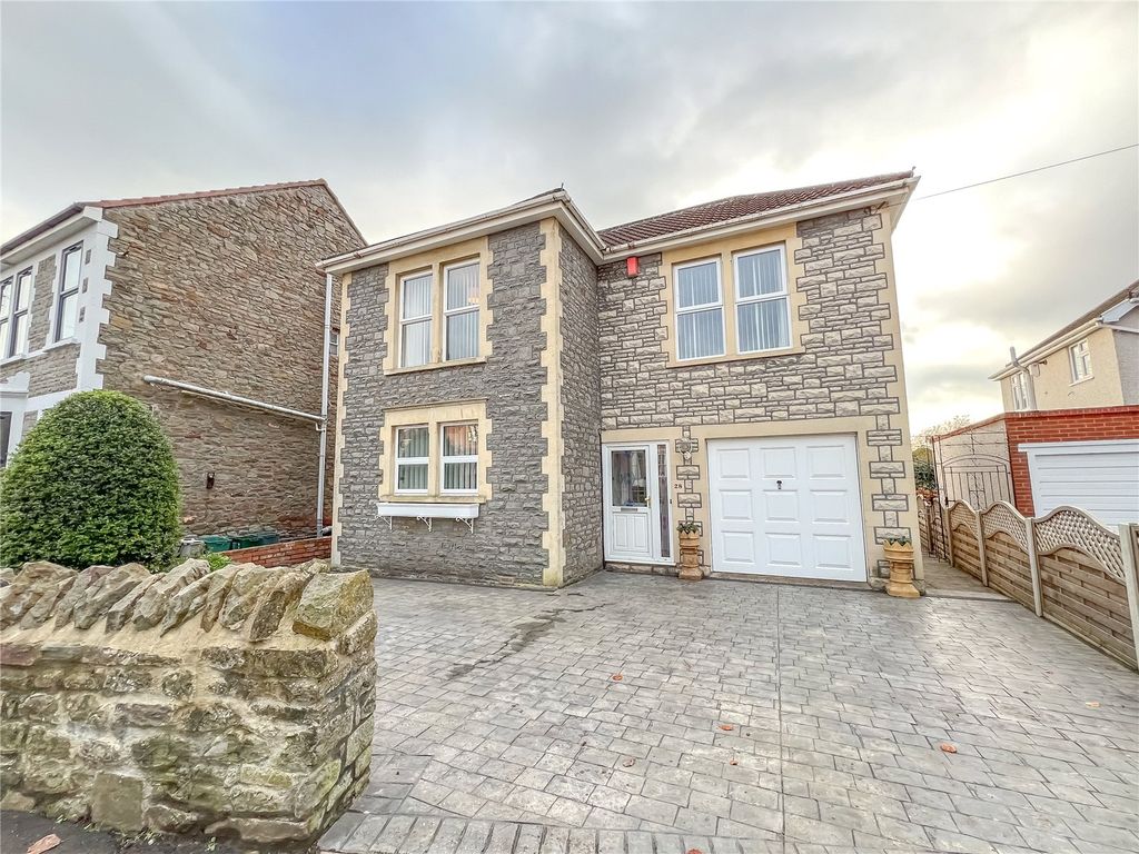 4 bed detached house for sale in North Street, Oldland Common, Bristol