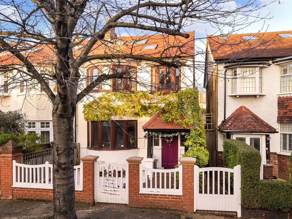 Vanbrugh Road, Bedford Park, Chiswick, London W4