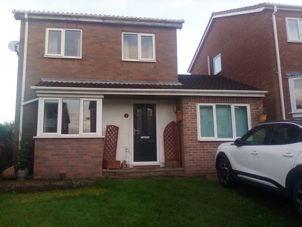 3 bed detached house for sale in Hunloke View, Wingerworth