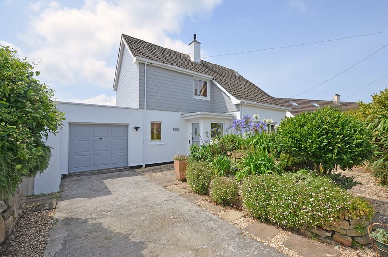 3 bed detached house for sale in Mexico Lane, Phillack, Hayle TR27, £