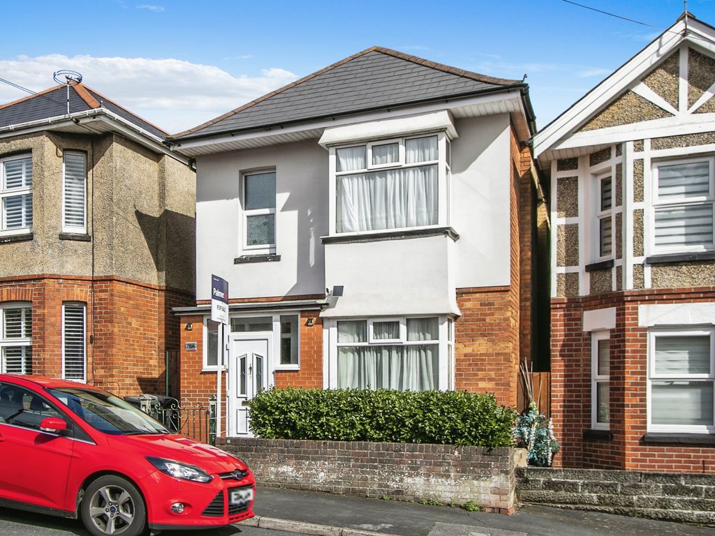 3 bed detached house for sale in Malvern Road, Bournemouth BH9, £