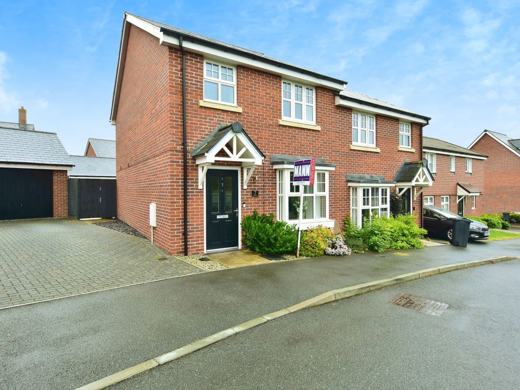 3 bed semidetached house for sale in Oaken Reach, Barming, Maidstone