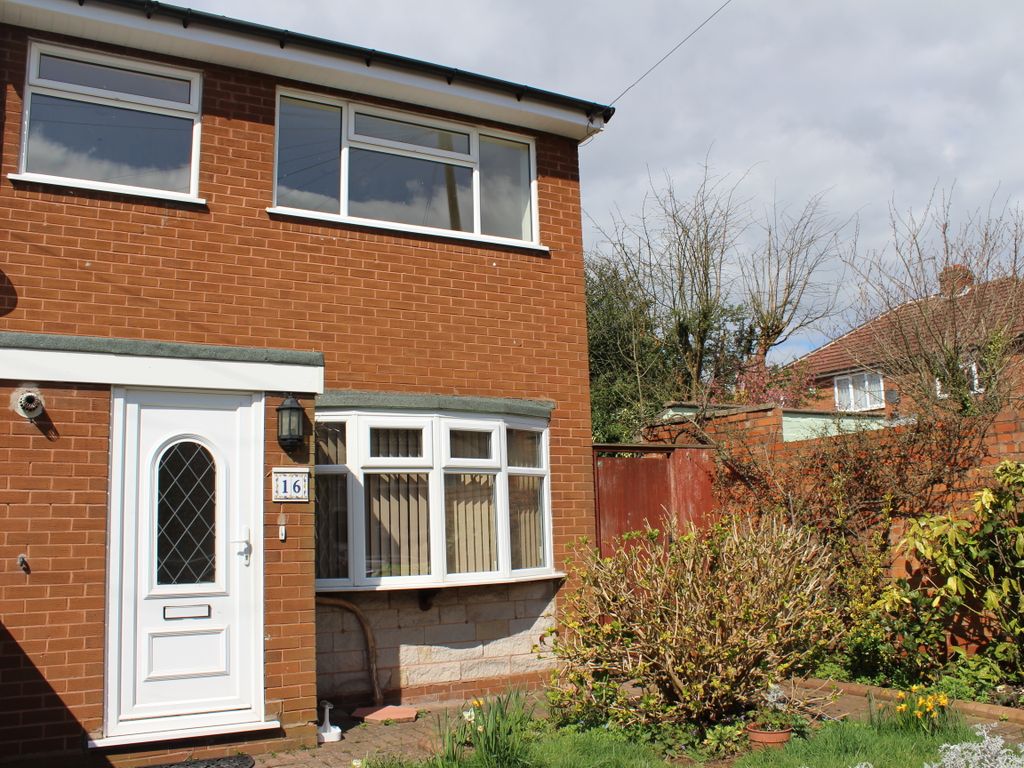 3 bed semidetached house to rent in Rednall Drive, Four Oaks, Sutton