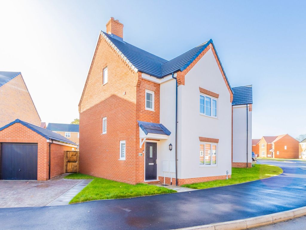 4 bed detached house for sale in Birchwood Road, Hellesdon NR6, £350,000 Zoopla