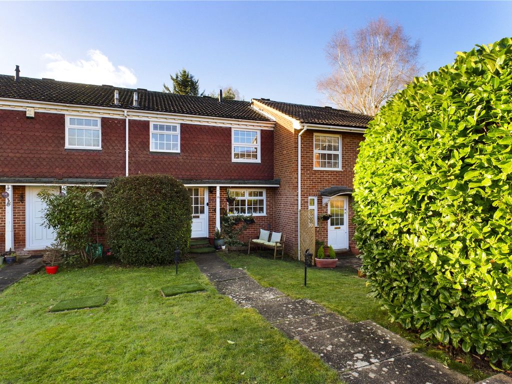 3 bed terraced house for sale in Wellington Court, Spencers Wood