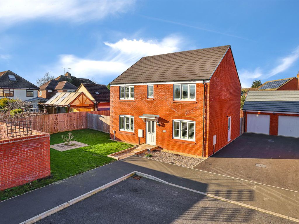 5 bed detached house for sale in Speight Crescent, Kettering NN15 Zoopla