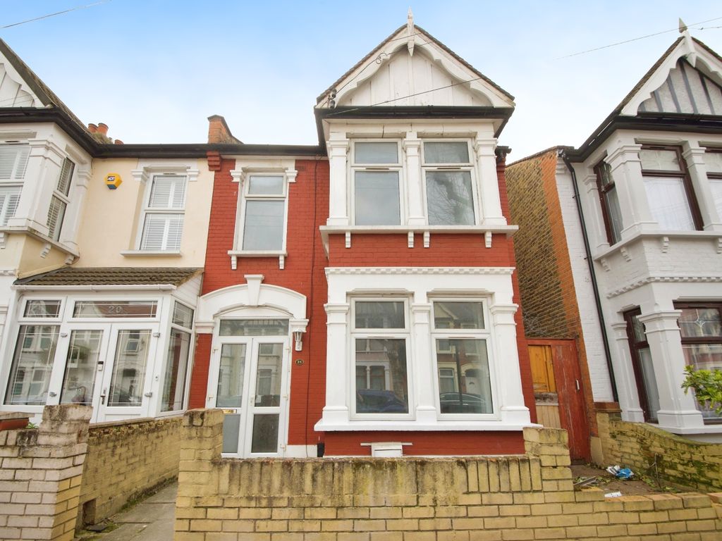 3 bed end terrace house for sale in Lichfield Road, London, London E6