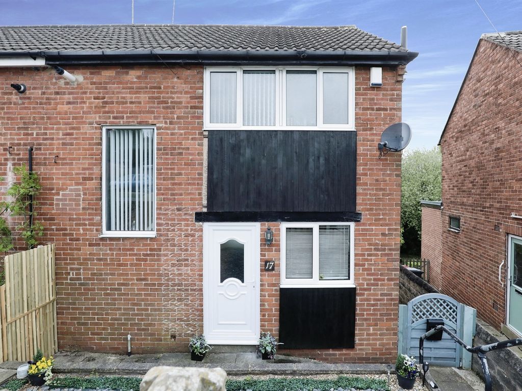 2 bed semidetached house for sale in Manvers Road, Swallownest