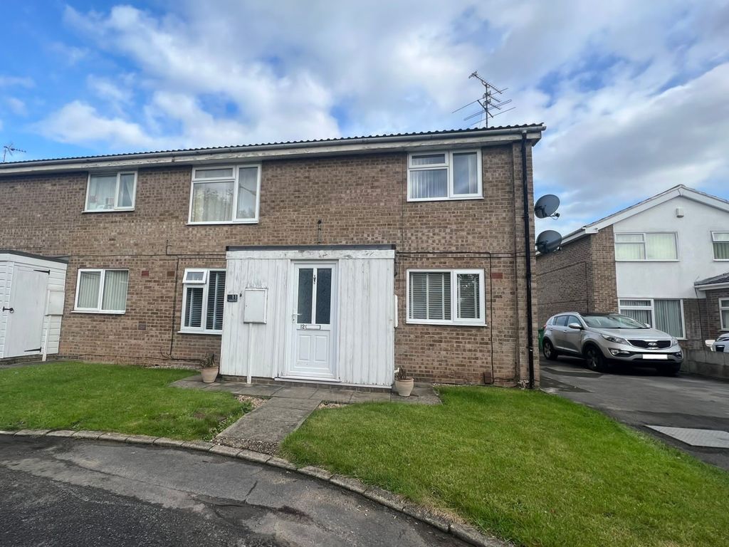 2 bed property for sale in Staindale Court, Aspley, Nottingham NG8, £