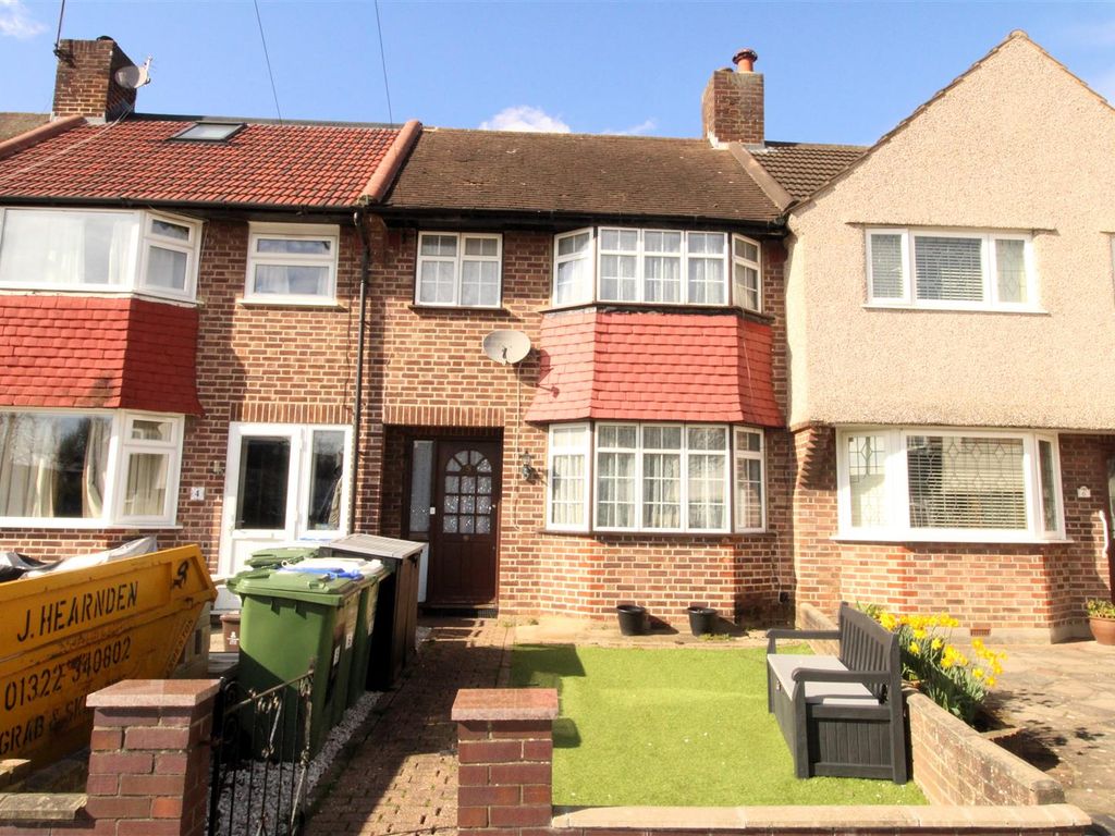 3 bed terraced house for sale in Caithness Gardens, Blackfen, Sidcup
