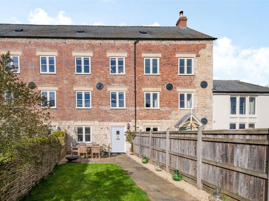 3 bed terraced house for sale in Stratton Mill, Cirencester