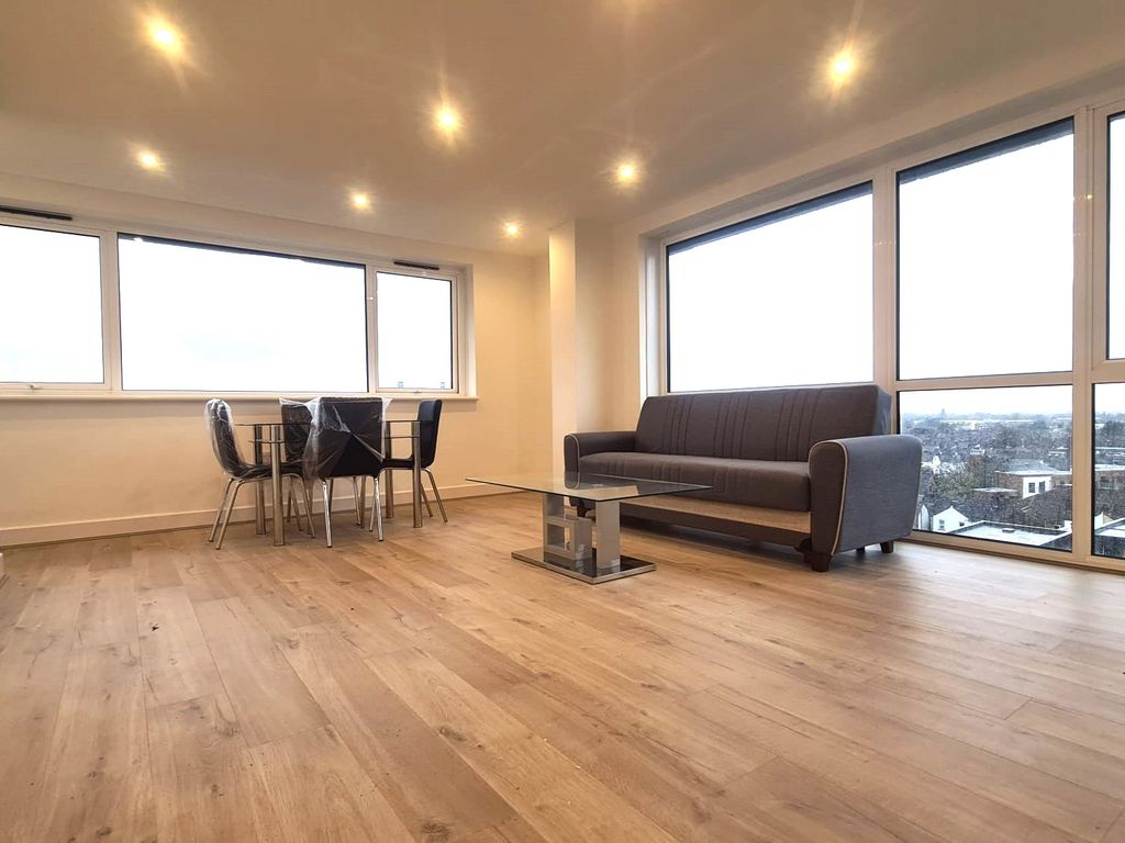 3 bed flat to rent in London Road, Croydon CR0, £2,300 pcm Zoopla