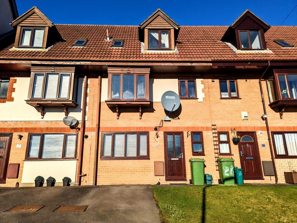 3 bed property to rent in Hafod Wen, Tonyrefail, Porth CF39, £900 pcm