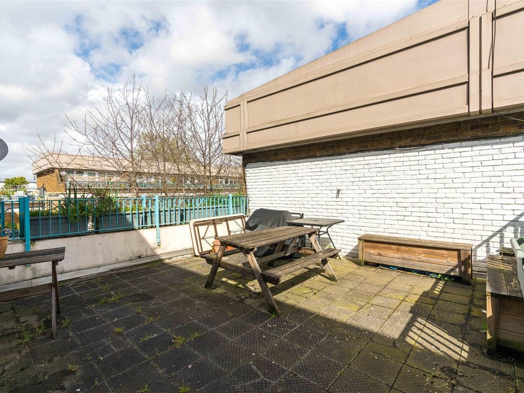 4 bed flat for sale in Aytoun Road, London SW9 Zoopla