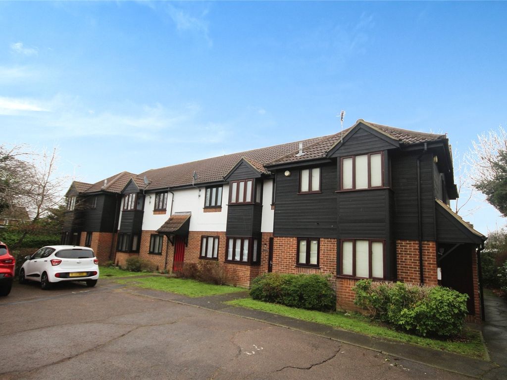 1 bed flat to rent in Copperfields, Basildon, Essex SS15 - Zoopla