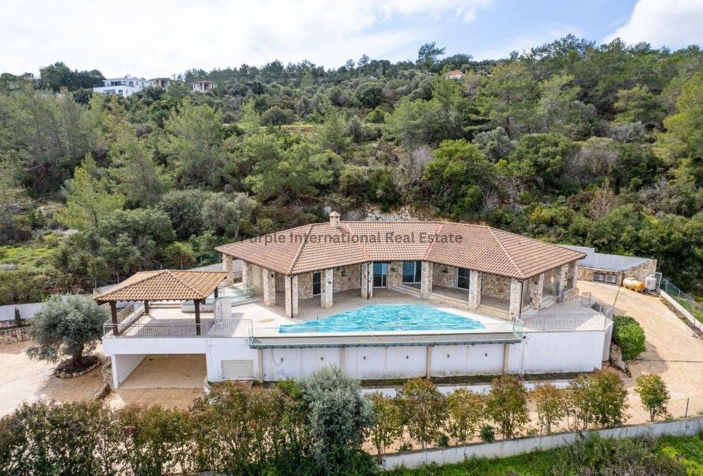 3 bed detached house for sale in Neo Chorio, Cyprus, £1,064,293 Zoopla