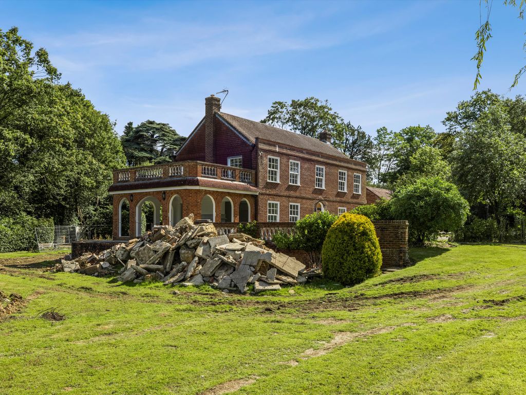 5 bed detached house for sale in Norwood Hill, Horley, Surrey RH6 Zoopla