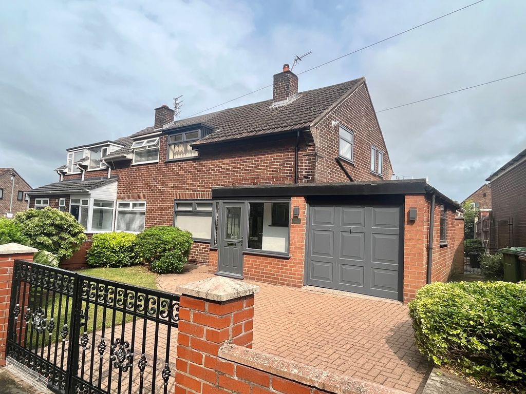 3 bed semidetached house for sale in Northway, Maghull, Liverpool L31