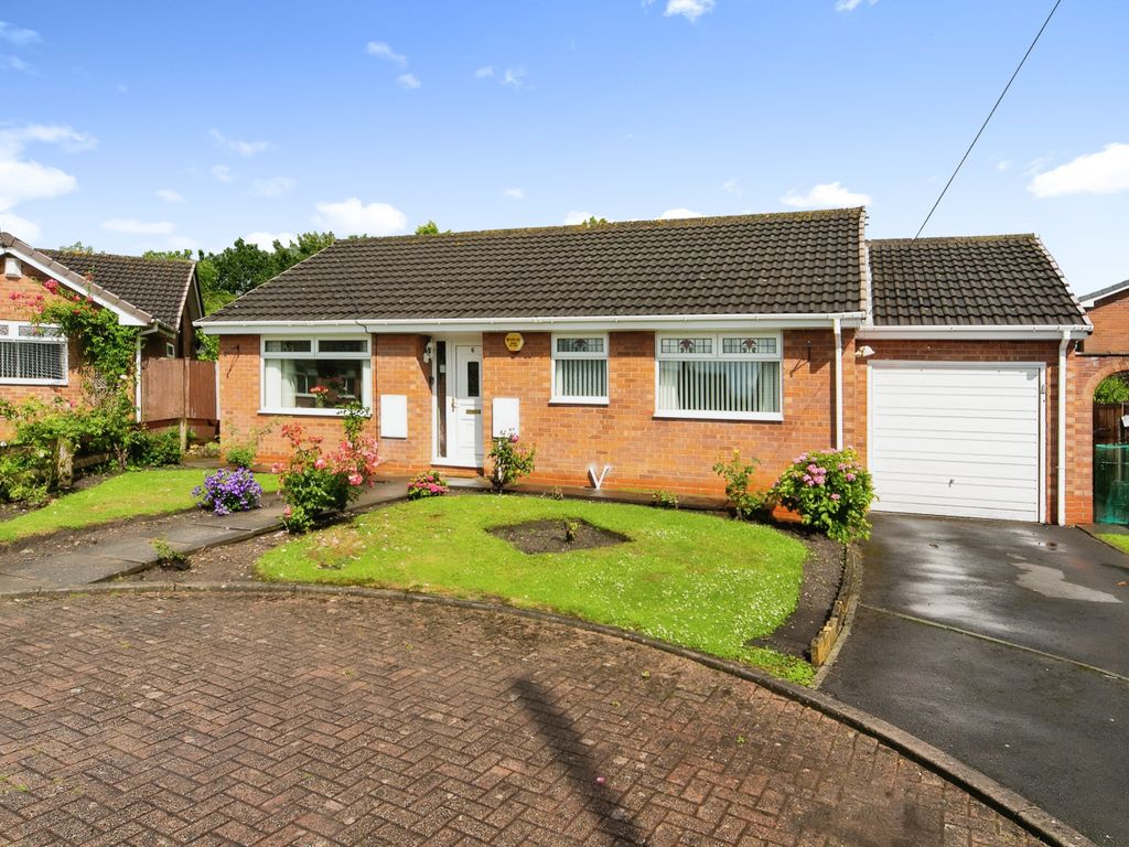 2 bed bungalow for sale in Glenside Close, Blacon, Chester, Cheshire