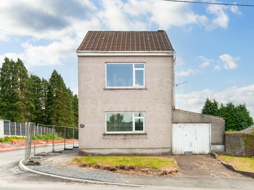 3 bed detached house for sale in Brecon Road, Ystradgynlais, Swansea SA9, £179,950 Zoopla