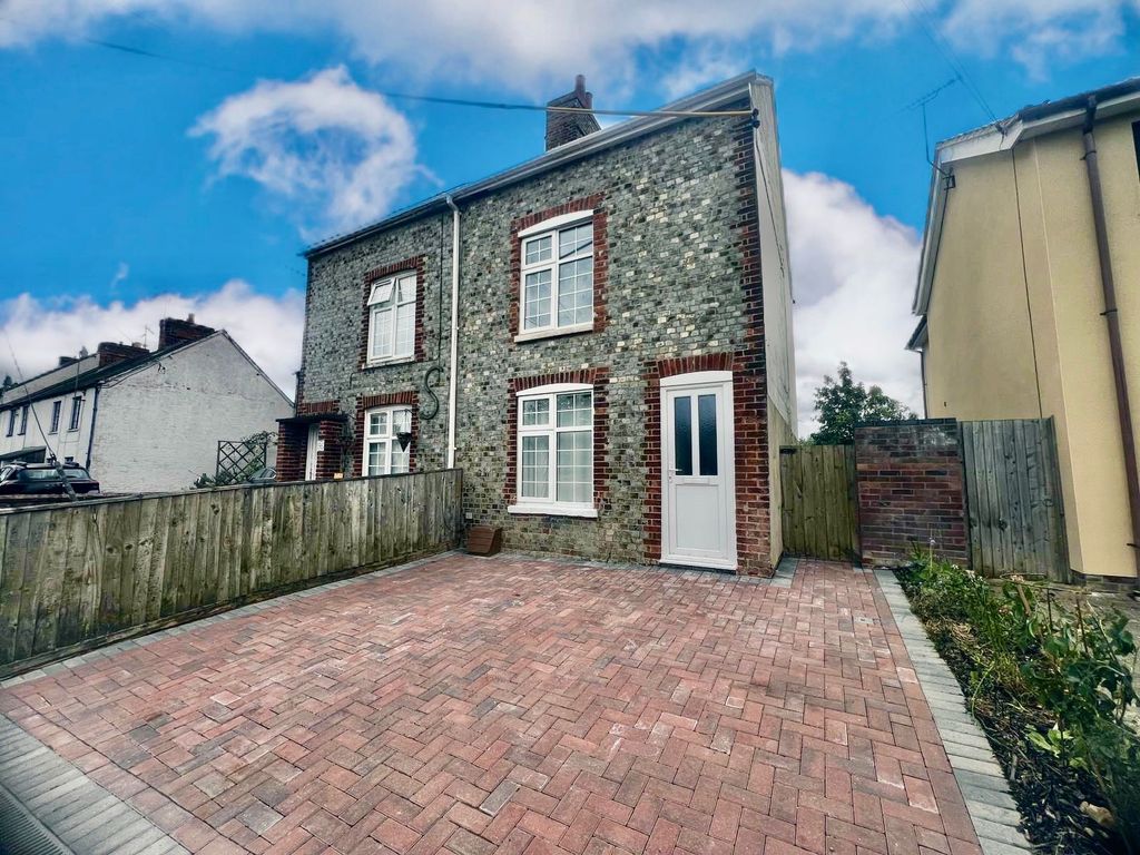 3 bed semidetached house to rent in Abingdon Road, Drayton, Abingdon