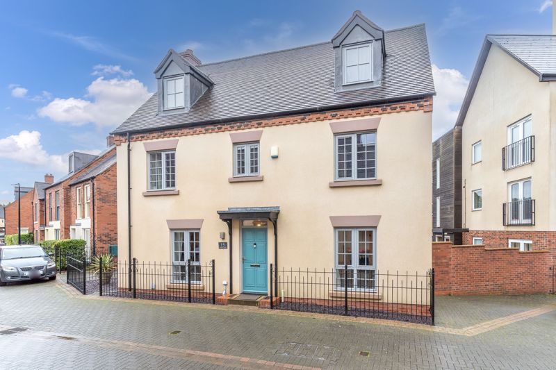 4 bed detached house for sale in Eastcote Avenue, Lawley Village TF4, £