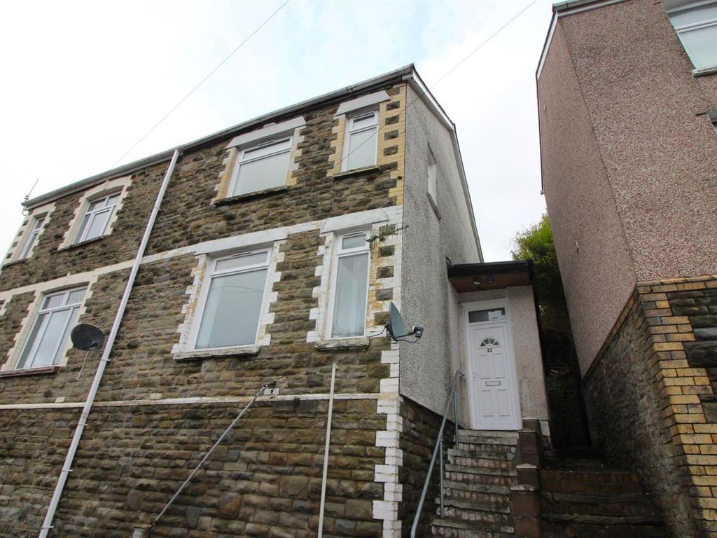 3 bed terraced house to rent in Vivian Street, Abertillery NP13 Zoopla
