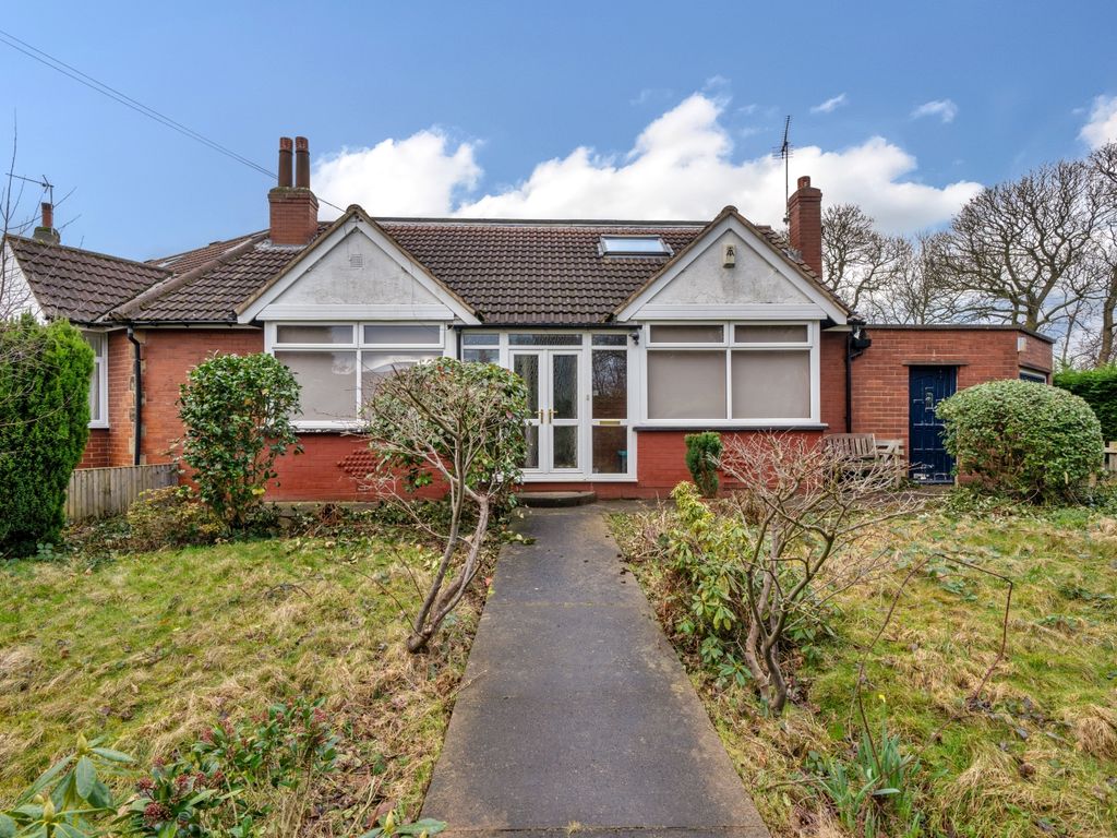 3 bed terraced bungalow for sale in 2 Jackman Drive, Horsforth, Leeds