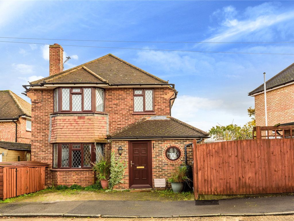 Waltham Avenue, Guildford, Surrey GU2  