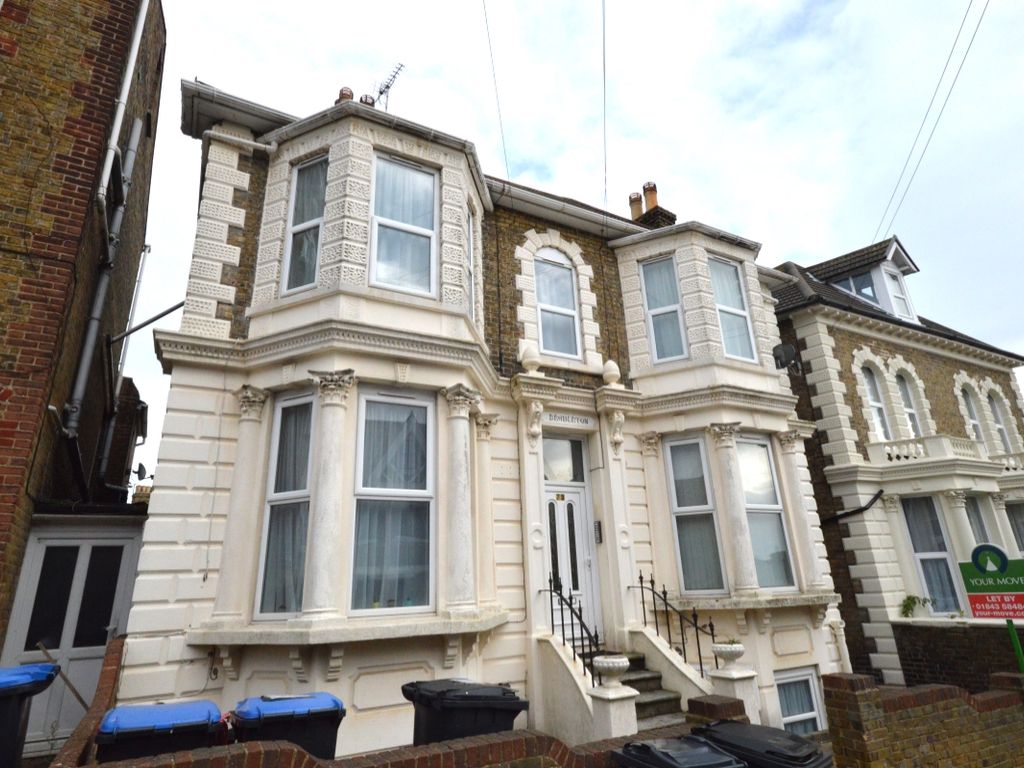 1 bed flat to rent in Crescent Road, Ramsgate, Kent CT11 Zoopla