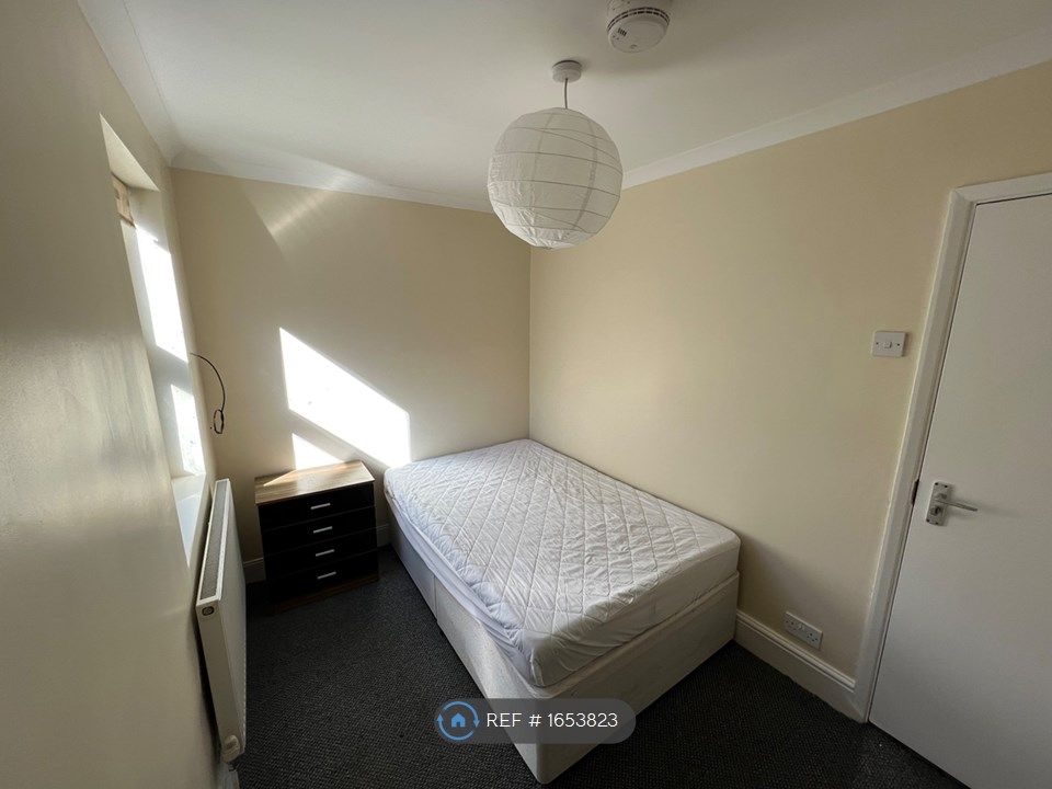 Room to rent in Saint Leonards Road, Plymouth PL4 Zoopla