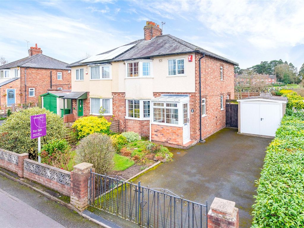 3 bed semidetached house for sale in Ercall Gardens, Wellington