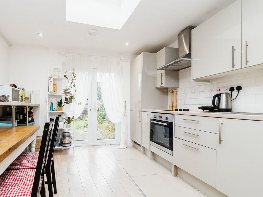 2 bed end terrace house for sale in Charlemont Road, London E6, £