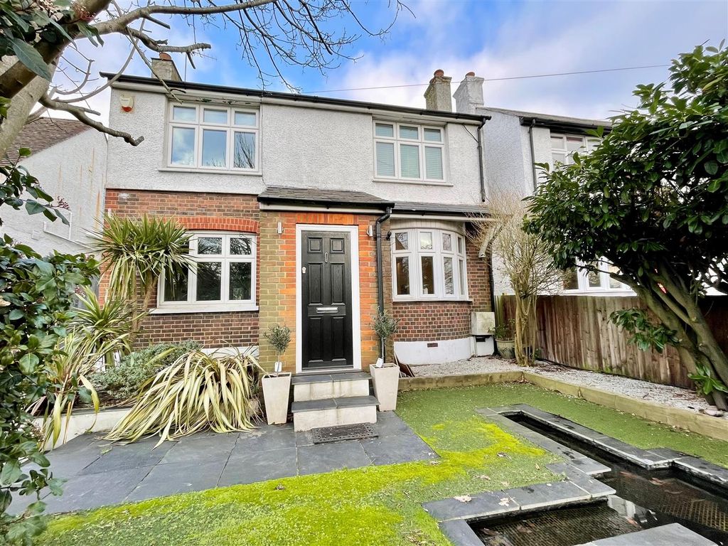 3 bed detached house for sale in Lawn Lane, Hemel Hempstead HP3 Zoopla