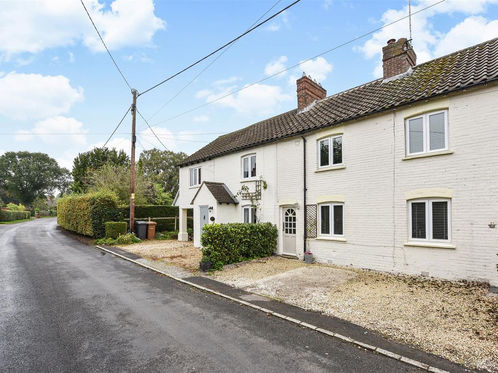2 bed property for sale in Wildhern, Andover SP11, £360,000 Zoopla
