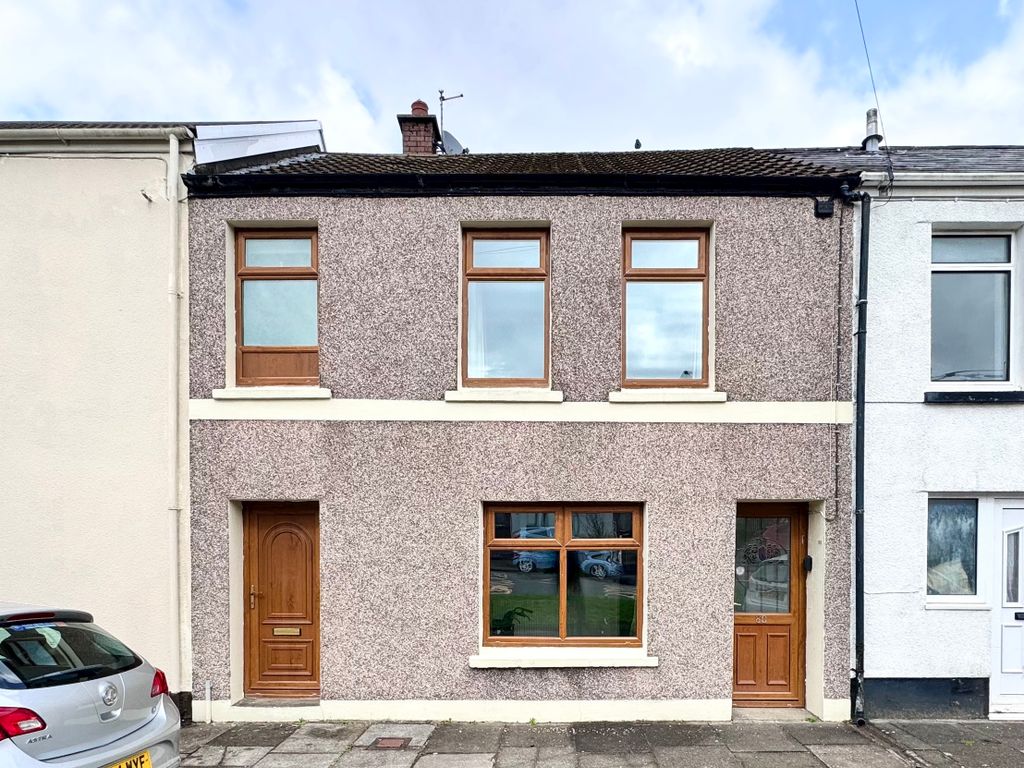 3 bed terraced house for sale in Tramway, Hirwaun, Aberdare CF44, £