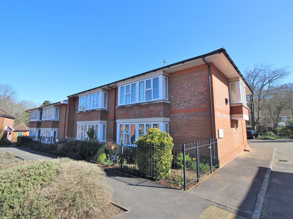 2 bed flat for sale in Shilling Close, Tilehurst, Reading RG30 Zoopla