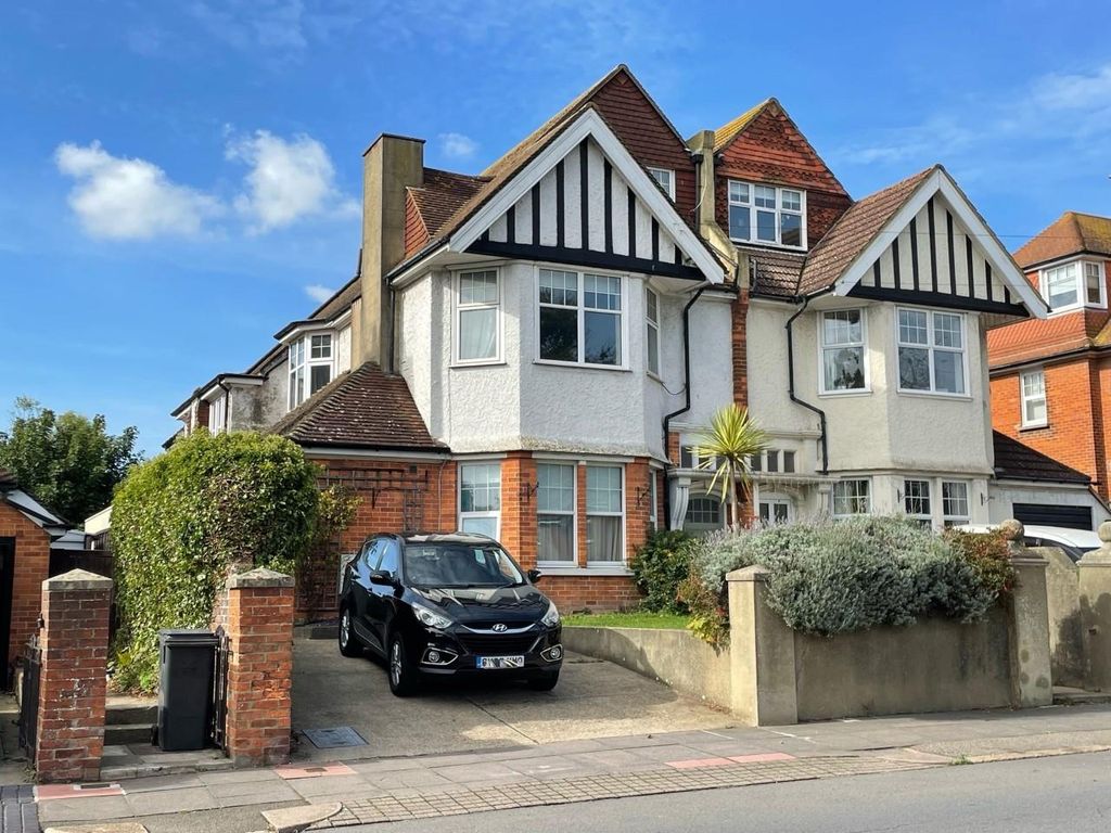 6 bed semidetached house for sale in Willingdon Road, Eastbourne BN21