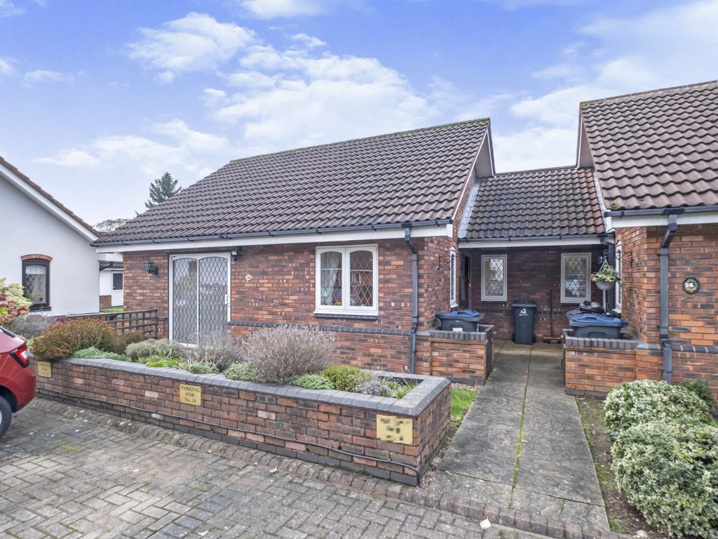 2 bed bungalow for sale in Checkley Croft, Sutton Coldfield B76 Zoopla