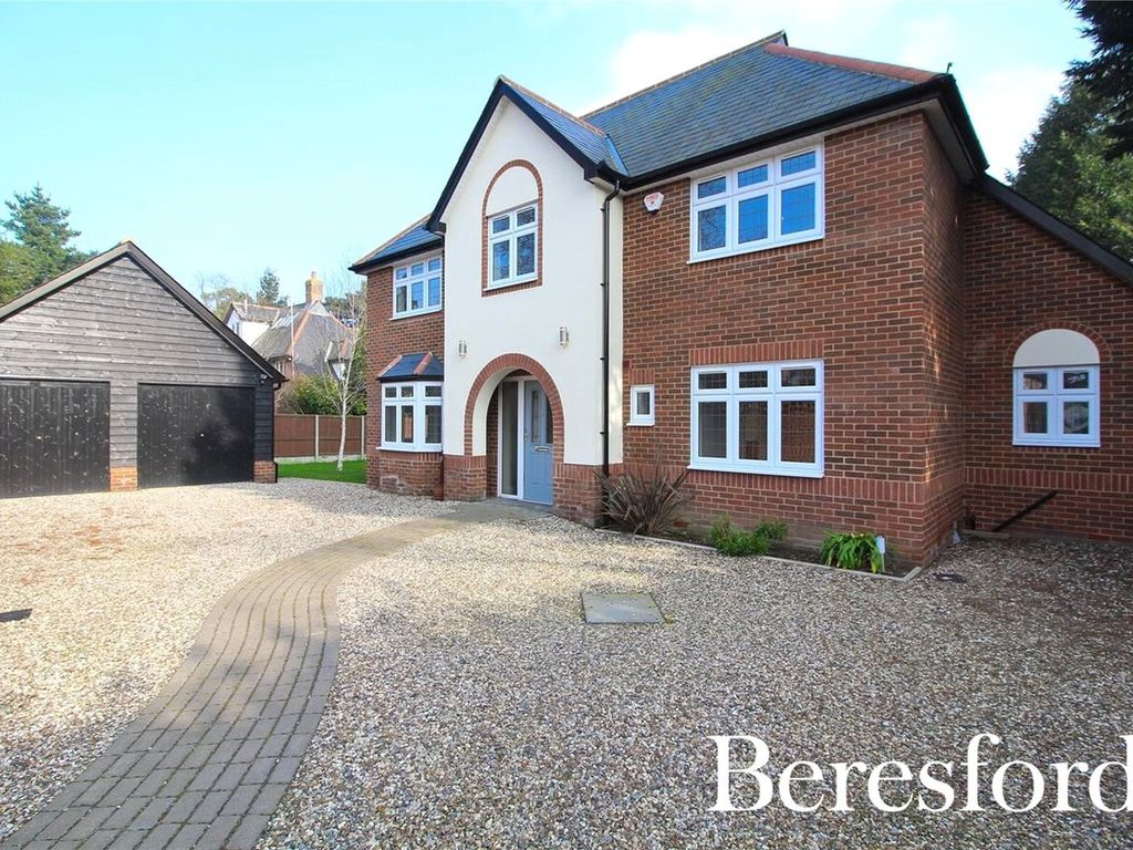 The Lions, Moulsham Street CM2  