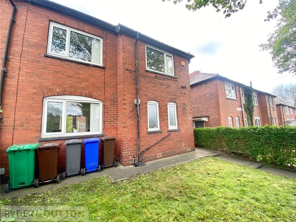 3 bed semidetached house to rent in Lightbowne Road, Moston