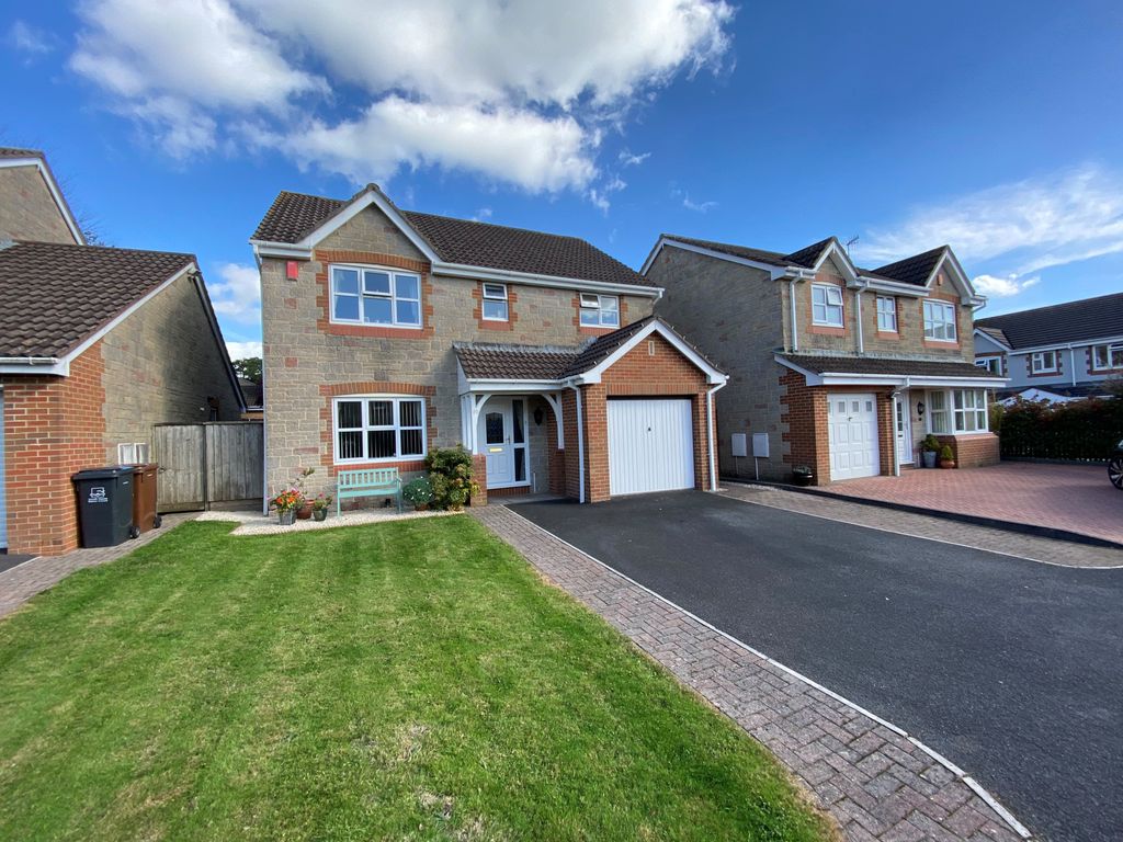 4 bed detached house for sale in Trinnaman Close, Ivybridge PL21 Zoopla