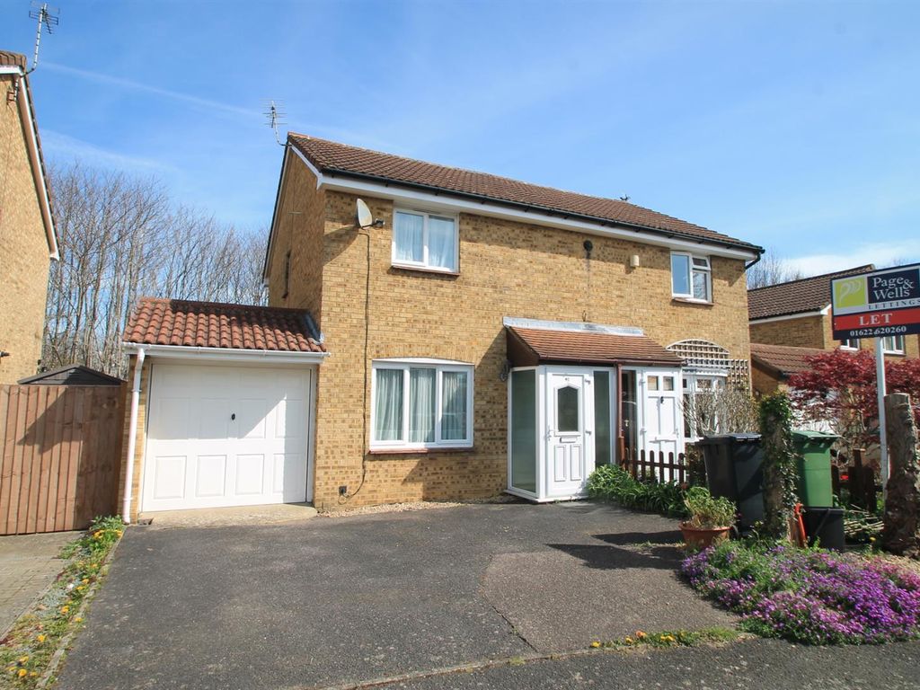3 bed semidetached house to rent in Linden Road, Coxheath, Maidstone