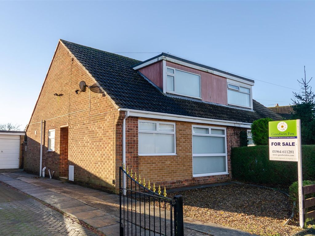 3 bed semidetached bungalow for sale in Kissing Gate, Burton Pidsea